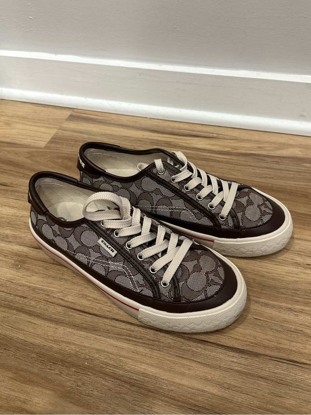 Coach Brown Signature Low-Top Lace-Up Sneakers